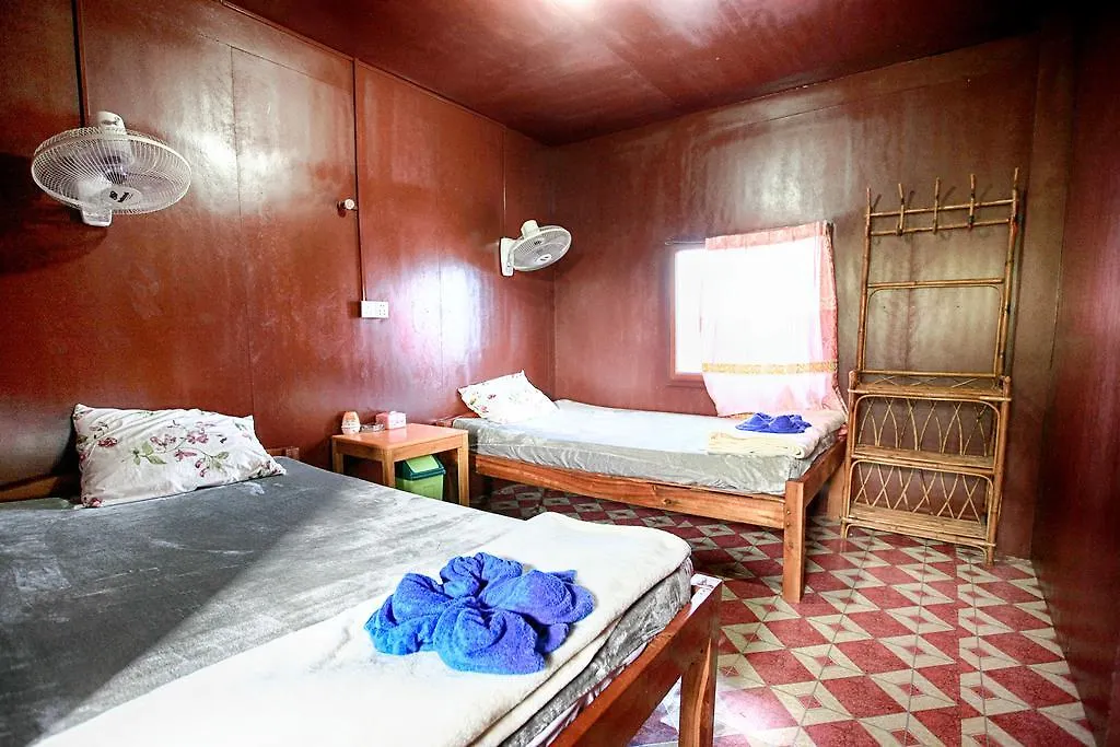 Pensión Hotel Otres Mom'S House Sihanoukville