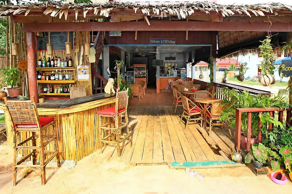 Pensión Hotel Otres Mom'S House Sihanoukville