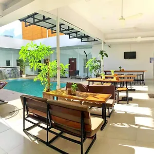  Hostal Onederz Shv Golden Lion